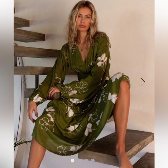 Billabong Night Bloom Long Sleeve Maxi Dress - Picture 9 of 10